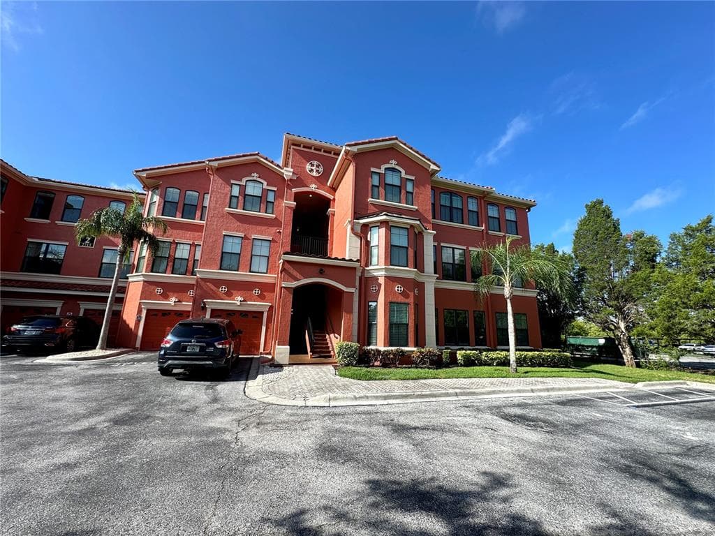 2713 VIA MURANO UNIT 235 CLEARWATER, FL 33764