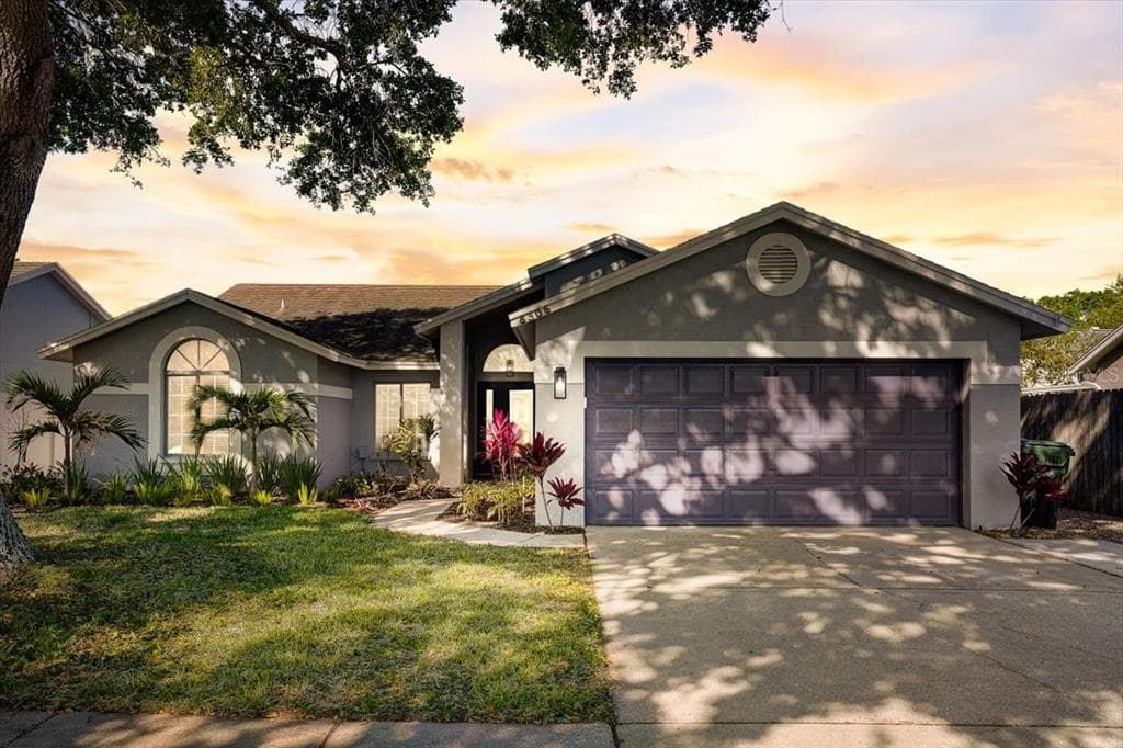8306 WRENS WAY LARGO, FL 33773