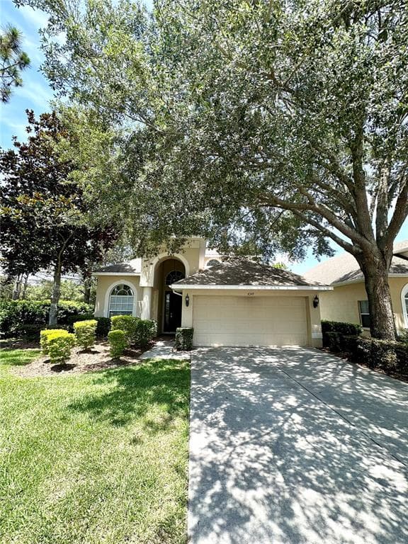 4349 CRYSTAL DOWNS COURT WESLEY CHAPEL, FL 33543