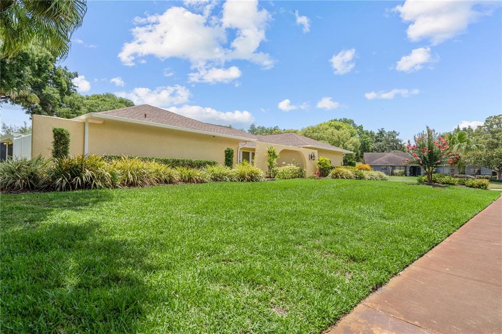 1255 WISPER RUN COURT LUTZ, FL 33558