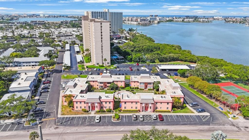 7010 SUNSET DRIVE S UNIT 1B SOUTH PASADENA, FL 33707