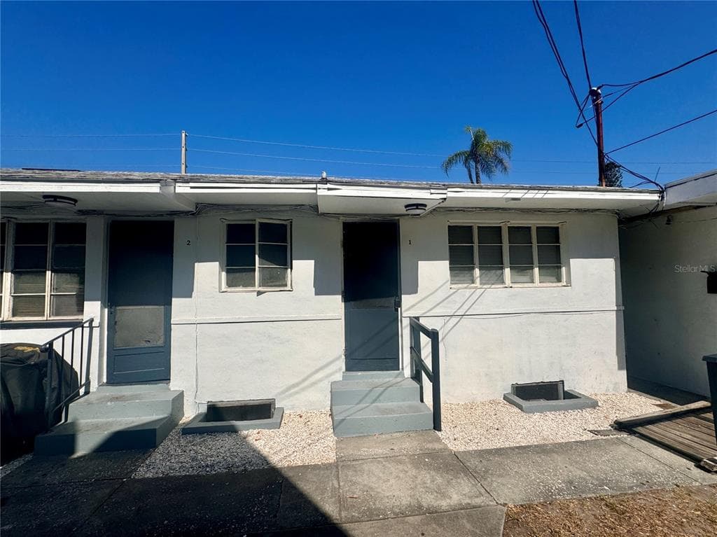 2318 4TH STREET S UNIT 1 ST PETERSBURG, FL 33705