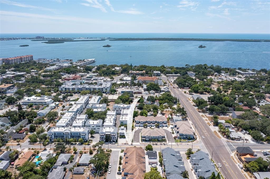 402 BIRDSONG LANE DUNEDIN, FL 34698