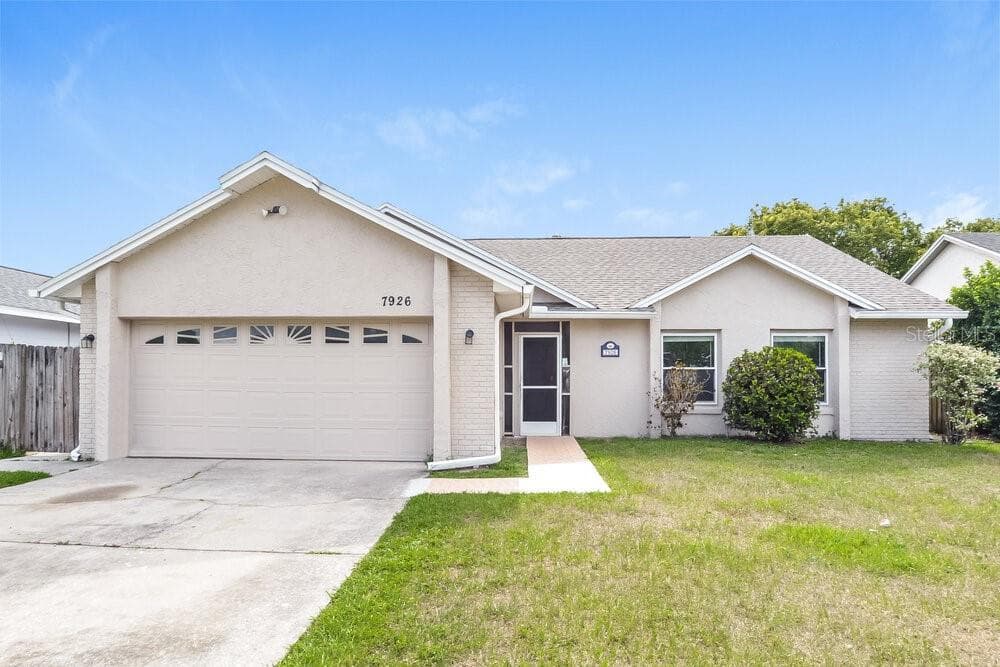 7926 SAPPHIRE LANE ORLANDO, FL 32822
