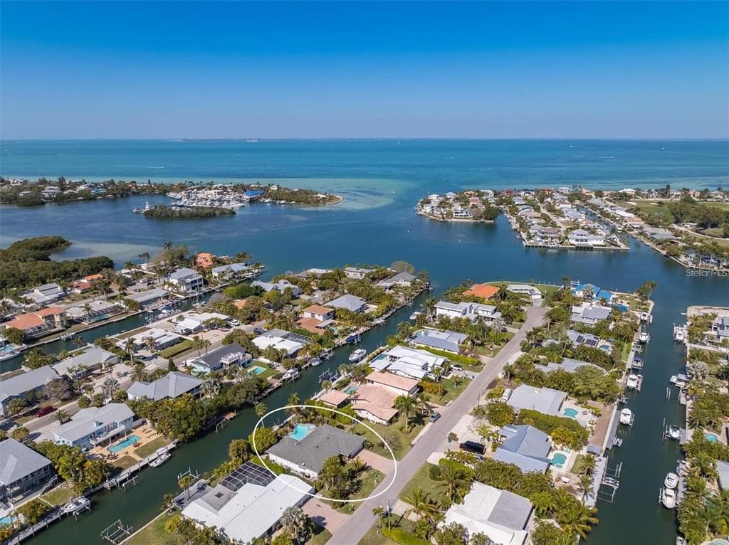 518 74TH STREET HOLMES BEACH, FL 34217