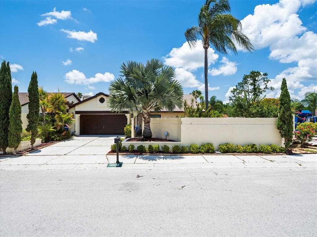 13512 SOBRADO DRIVE TAMPA, FL 33624