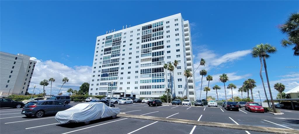 7200 SUNSHINE SKYWAY LANE S UNIT 8C ST PETERSBURG, FL 33711