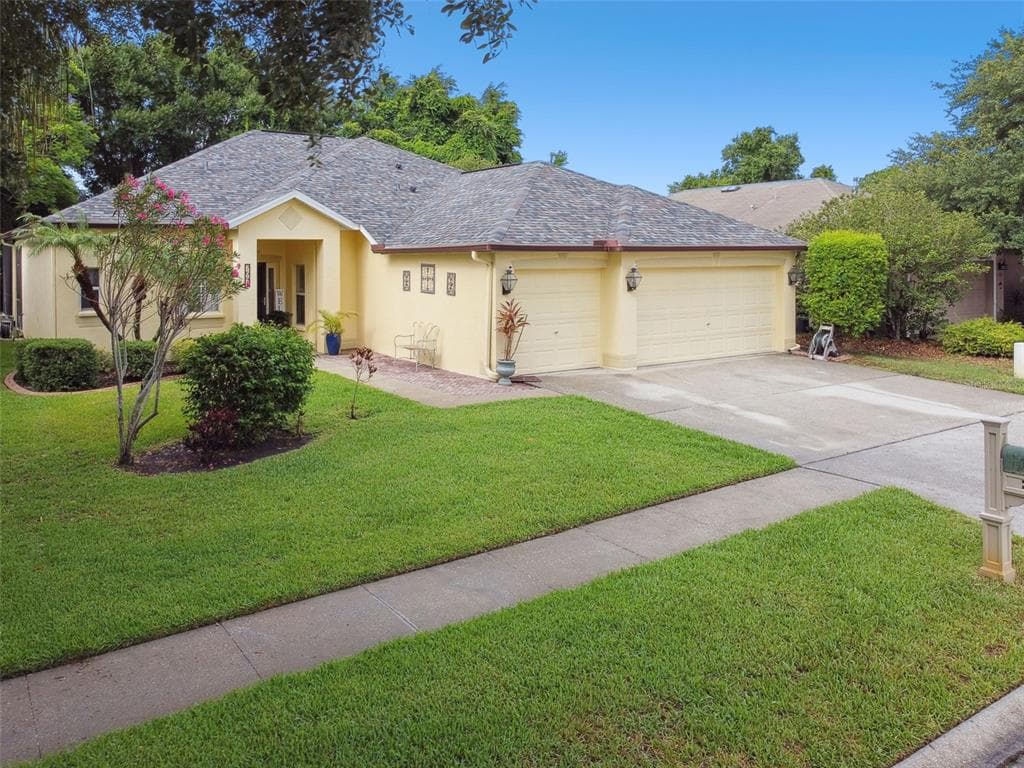 7647 NOTTINGHILL SKY DRIVE APOLLO BEACH, FL 33572