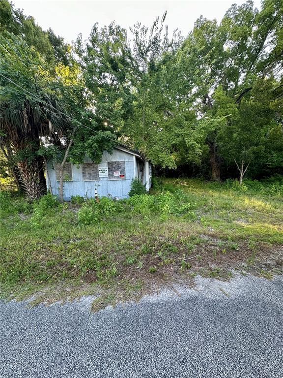 216 LOUIS BROER ROAD EAST PALATKA, FL 32131