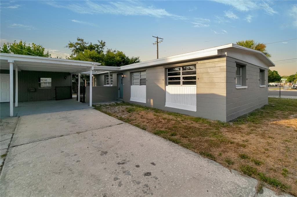 7524 TIDEWATER TRAIL TAMPA, FL 33619