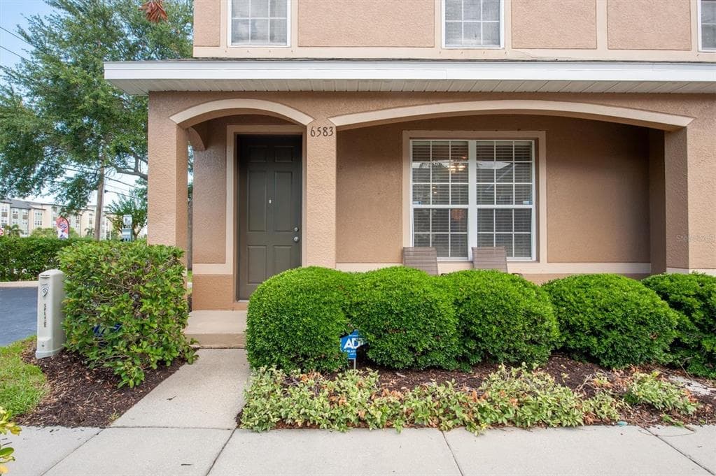 6583 BLACK MANGROVE DRIVE LARGO, FL 33773