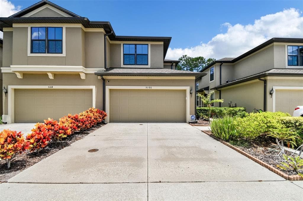 5166 BAY ISLE CIRCLE CLEARWATER, FL 33760