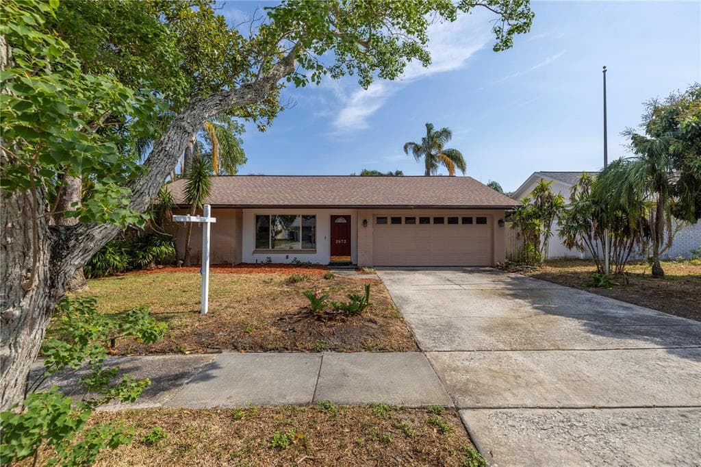 2873 SARAH DRIVE CLEARWATER, FL 33759
