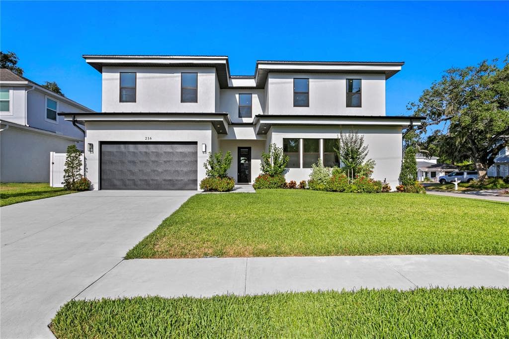 216 S GRADY AVENUE TAMPA, FL 33609