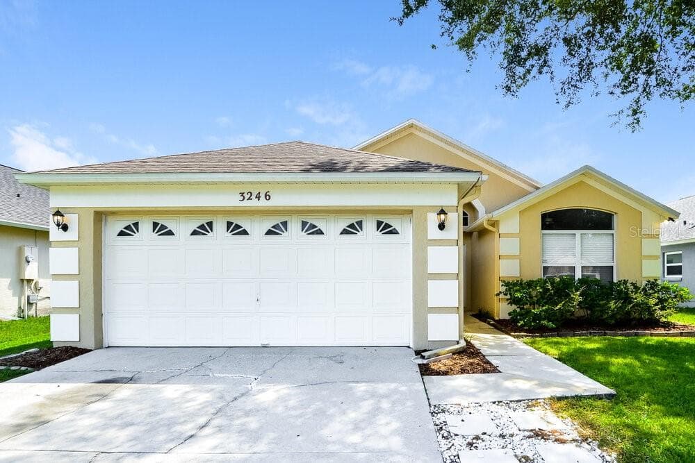 3246 BELLINGHAM DRIVE ORLANDO, FL 32825