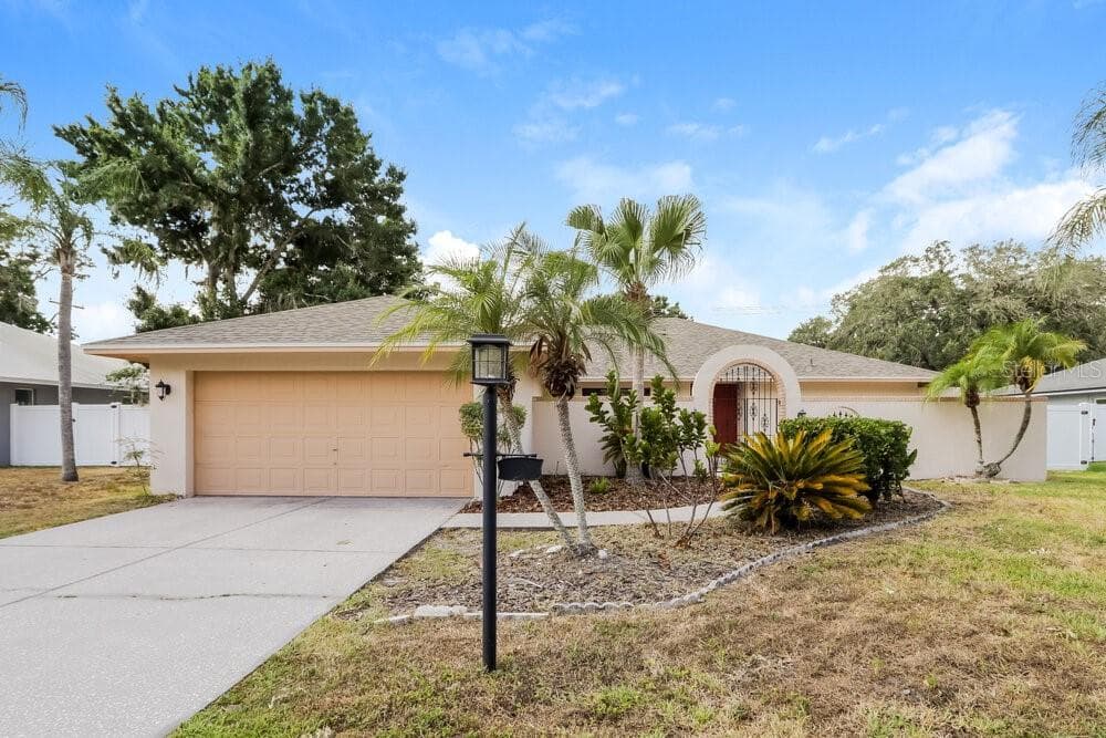 9313 PEBBLE CREEK DRIVE TAMPA, FL 33647