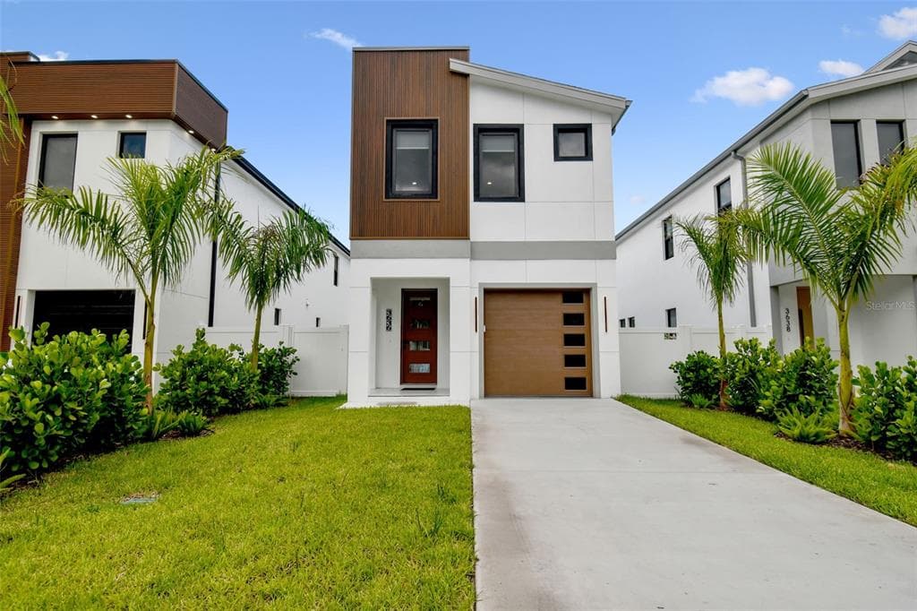 3636 W PALMETTO STREET TAMPA, FL 33607
