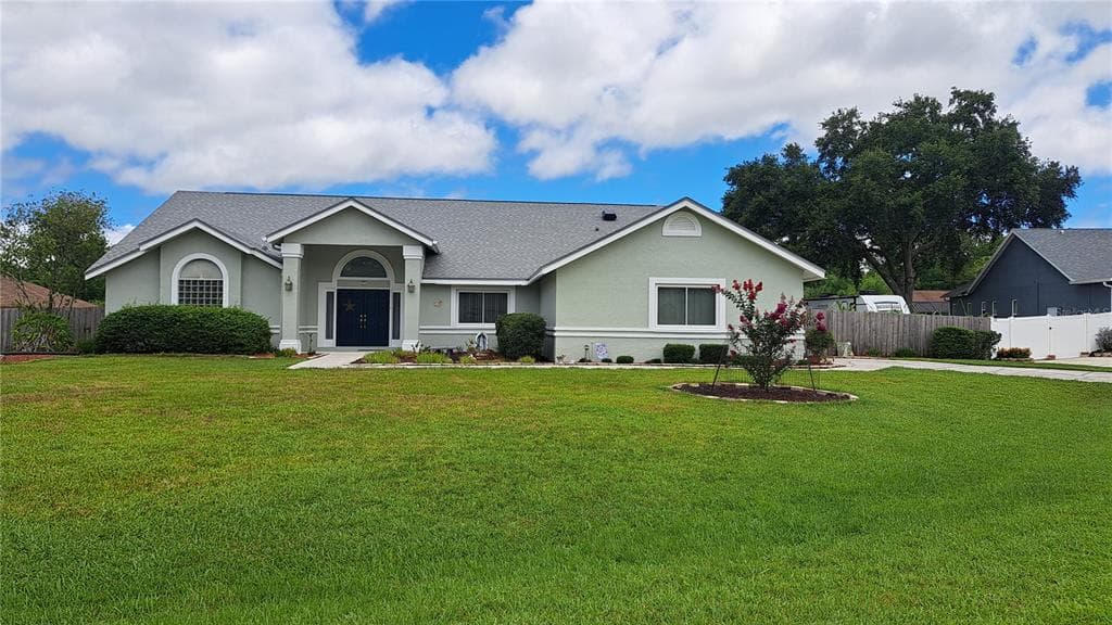 25033 BRISTLECONE COURT LAND O LAKES, FL 34639