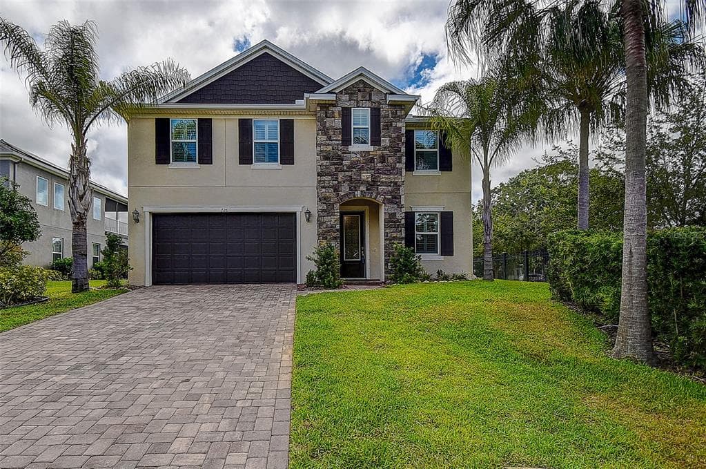 726 W BAYSHORE DRIVE TARPON SPRINGS, FL 34689