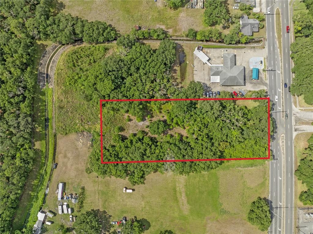 1410 S ALEXANDER STREET PLANT CITY, FL 33563