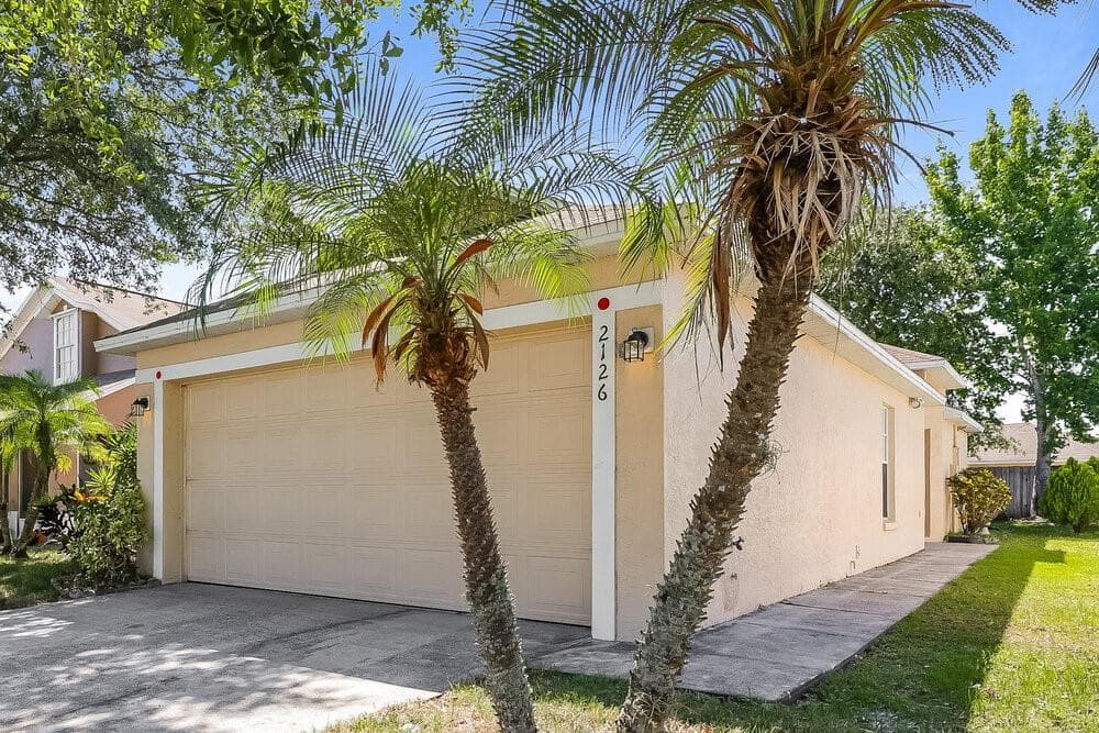 2126 JESSA DRIVE KISSIMMEE, FL 34743