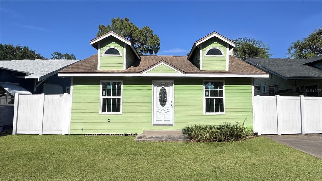 2404 53RD STREET S GULFPORT, FL 33707