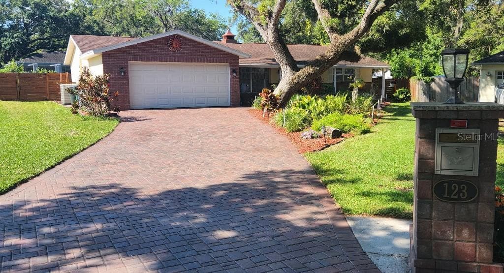 123 HARBOR WOODS CIRCLE SAFETY HARBOR, FL 34695