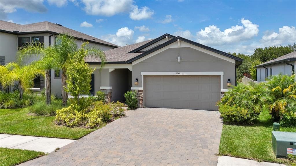 19455 REDWOOD POINT DRIVE TAMPA, FL 33647