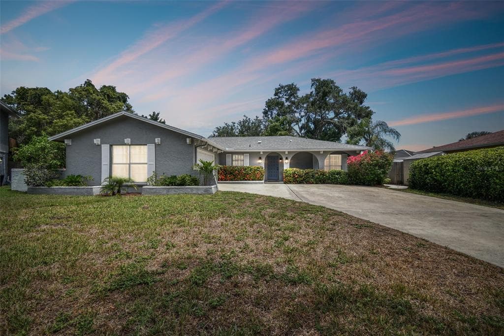 11875 90TH AVENUE SEMINOLE, FL 33772