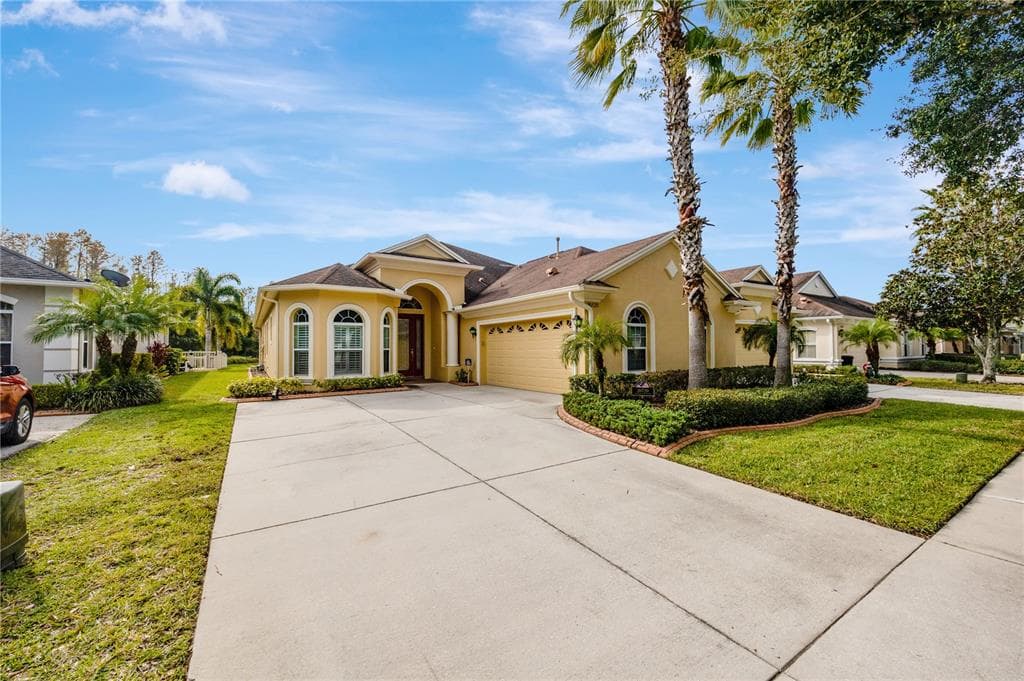 20720 AMANDA OAK COURT LAND O LAKES, FL 34638