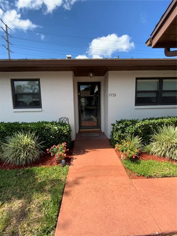 7735 RADCLIFFE CIRCLE UNIT 101 PORT RICHEY, FL 34668