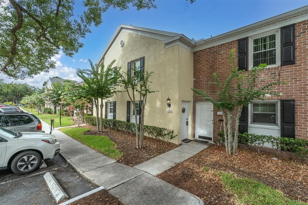 13712 ORANGE SUNSET DRIVE TAMPA, FL 33618