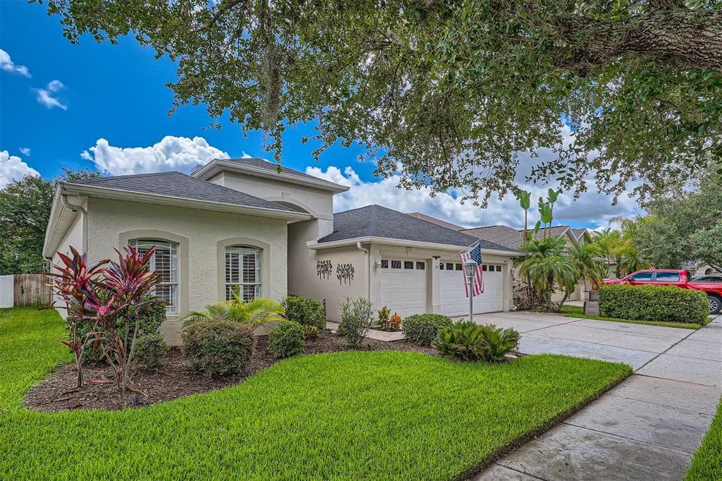 1429 EMERALD HILL WAY VALRICO, FL 33594