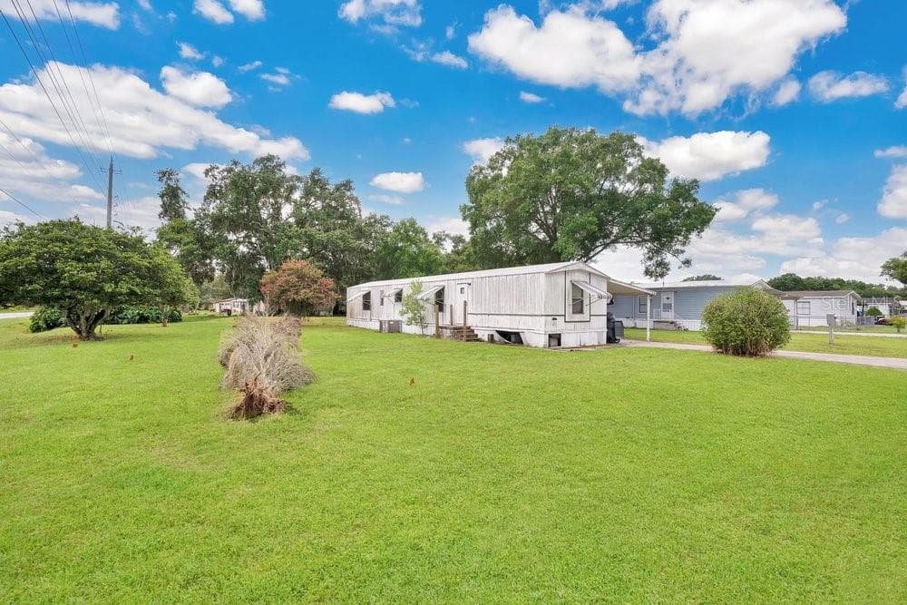 3004 HONEOYE TRAIL LAKELAND, FL 33810
