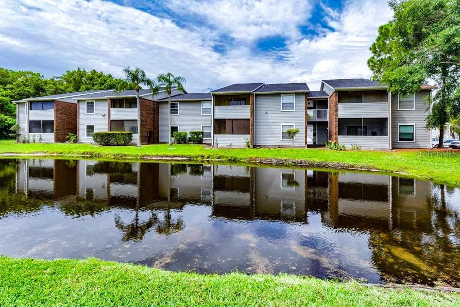 1400 GANDY BOULEVARD N UNIT 207(Furnished) ST PETERSBURG, FL 33702