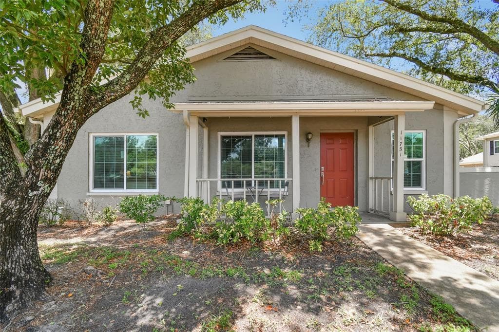 11751 RAINTREE DRIVE TAMPA, FL 33617