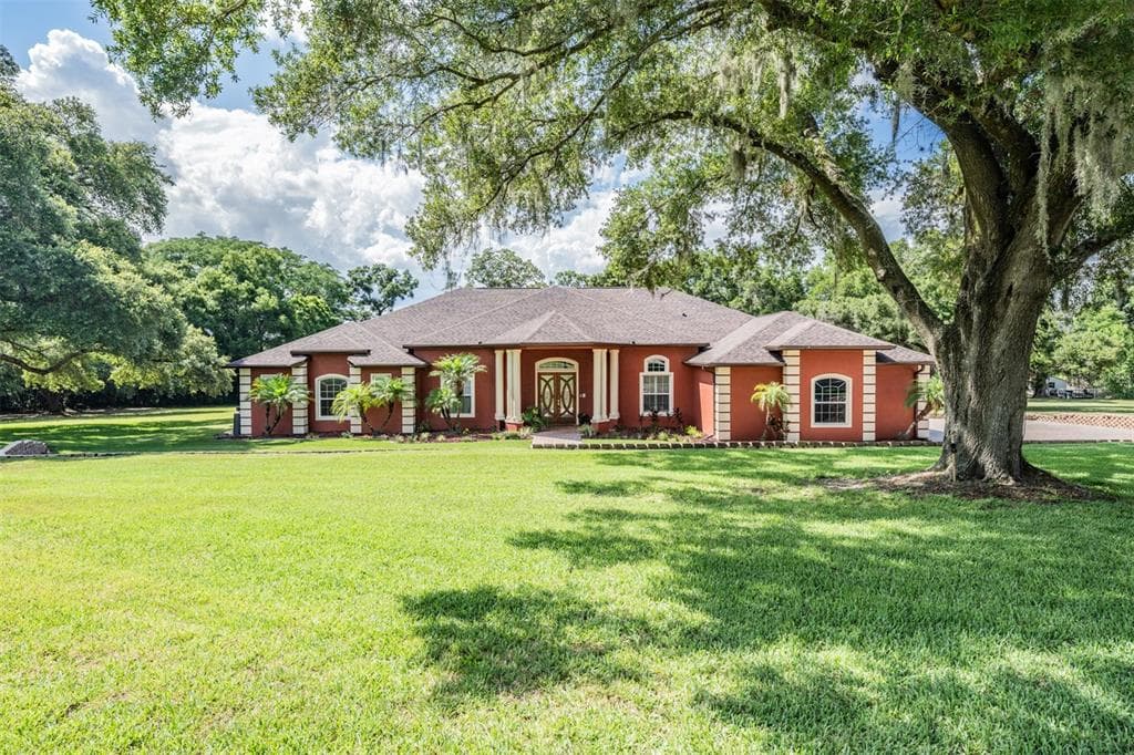 37211 HIGHRIDGE DRIVE DADE CITY, FL 33525