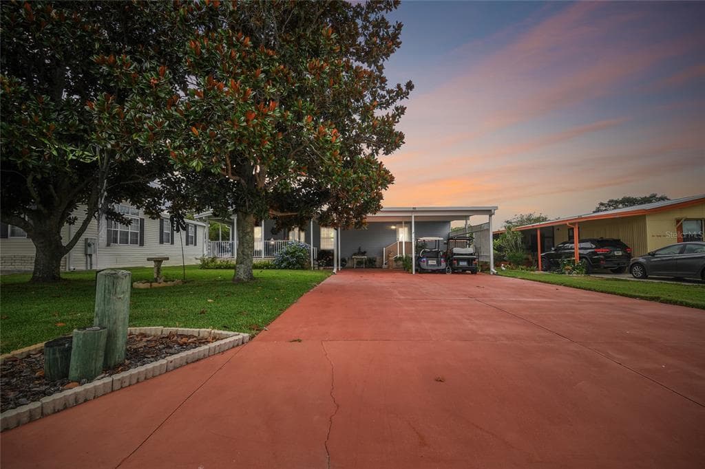 185 COLONIAL BOULEVARD UNIT 25 PALM HARBOR, FL 34684