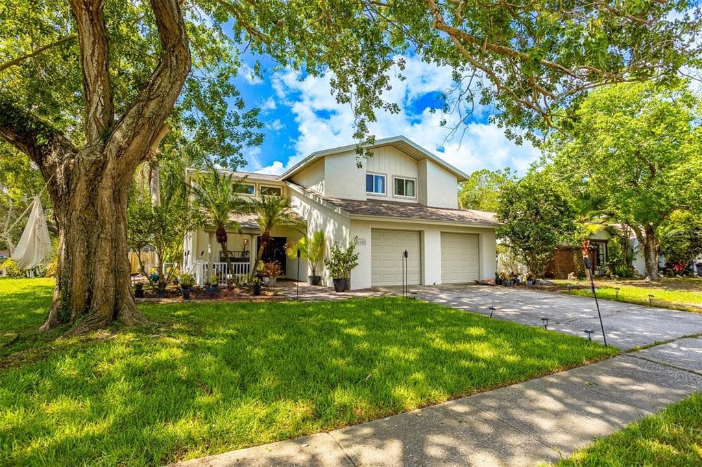 4602 LANDSCAPE DRIVE TAMPA, FL 33624