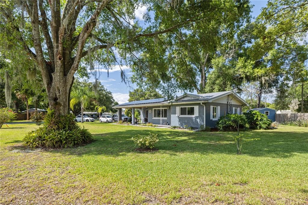 3001 DER ROAD PLANT CITY, FL 33566