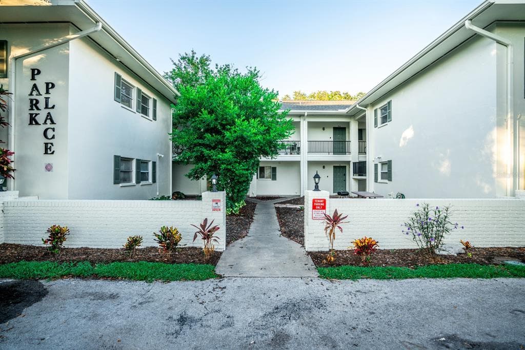600 S BETTY LANE UNIT 14 CLEARWATER, FL 33756