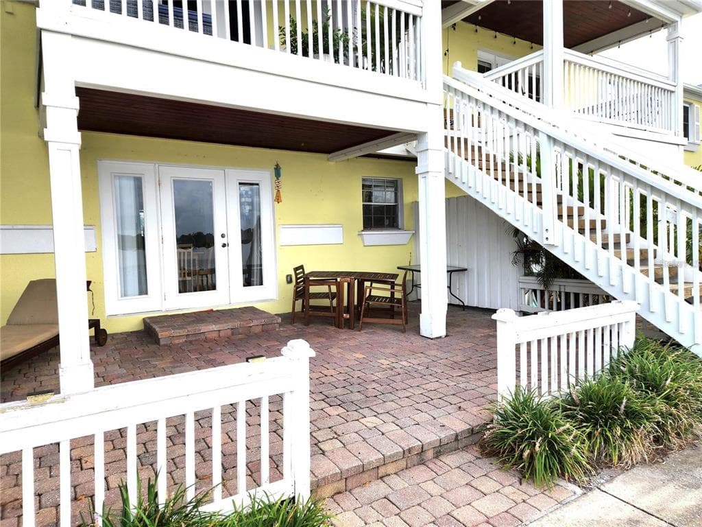 205 POMPANO DRIVE SE UNIT B ST PETERSBURG, FL 33705