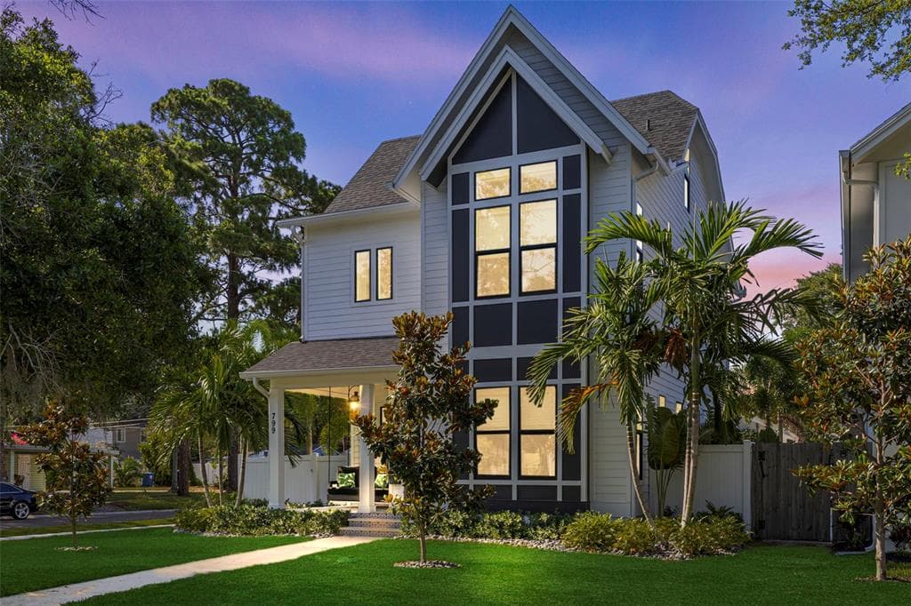 799 46TH AVENUE N ST PETERSBURG, FL 33703