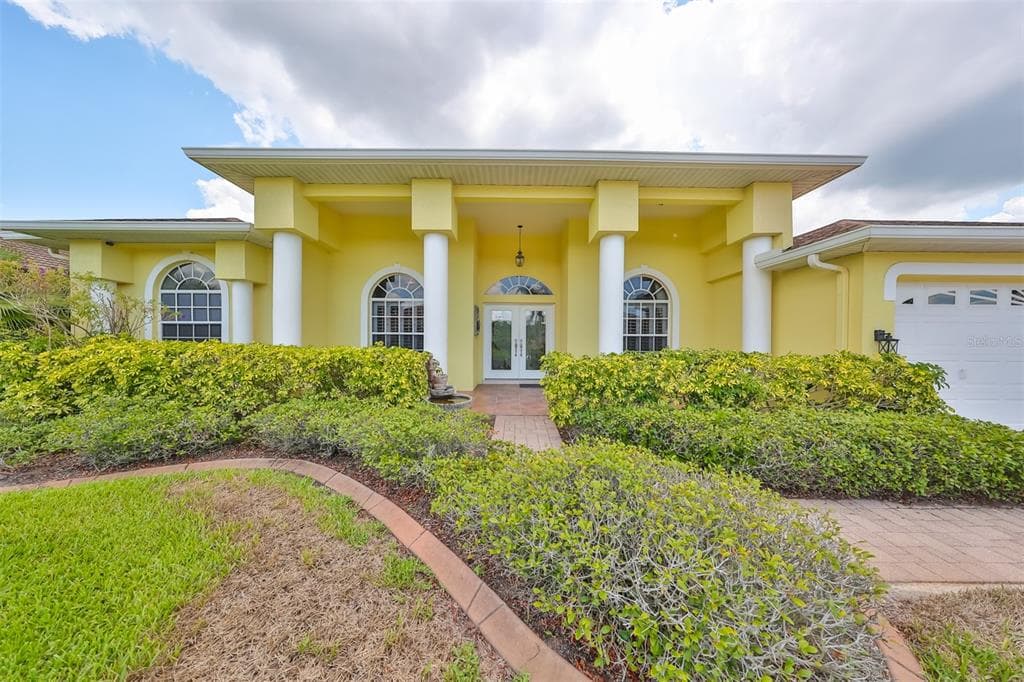 3731 GAVIOTA DRIVE SUN CITY CENTER, FL 33573