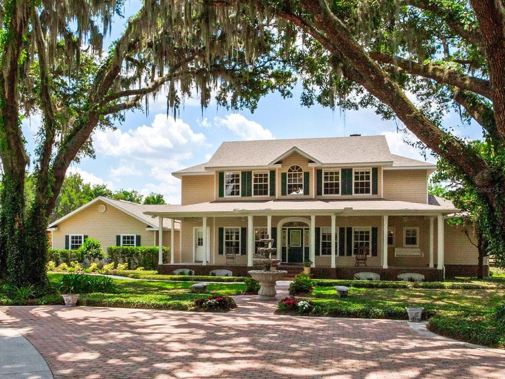 1907 STREETMAN DRIVE LITHIA, FL 33547