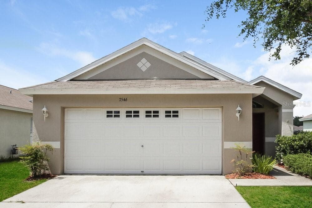 7546 OXFORD GARDEN CIRCLE APOLLO BEACH, FL 33572