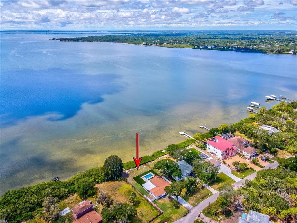 3809 SHORE BOULEVARD OLDSMAR, FL 34677