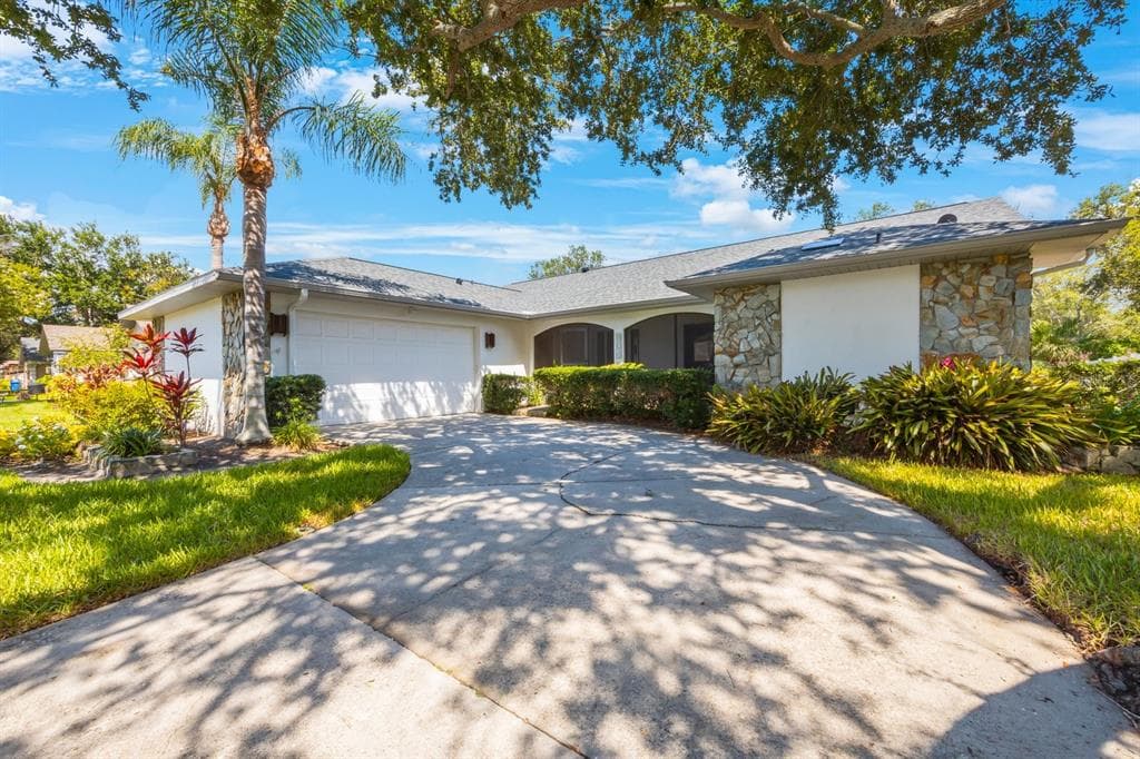 804 MARCO DRIVE NE ST PETERSBURG, FL 33702