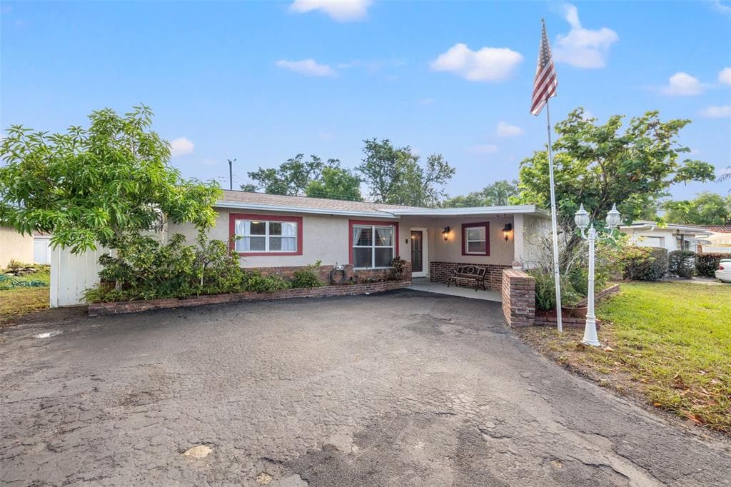 10997 DUNCAN STREET SEMINOLE, FL 33772