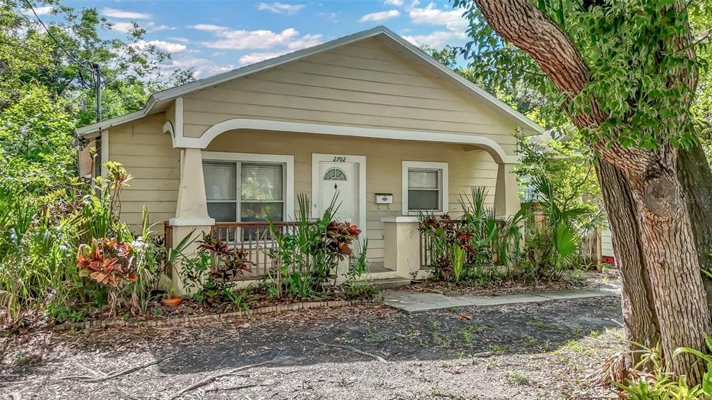 2702 N MYRTLE AVENUE TAMPA, FL 33602